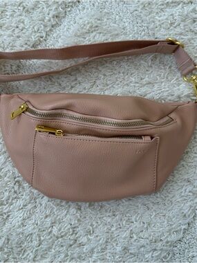 Fawn Design The Fawny Pack